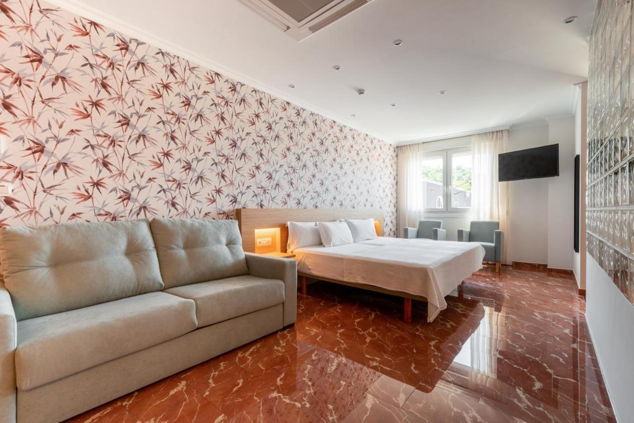Hotel Condado Оуренсе Екстериор снимка