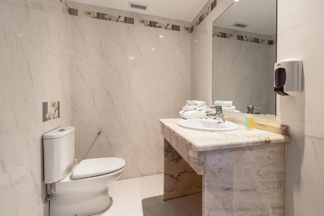 Hotel Condado Оуренсе Екстериор снимка